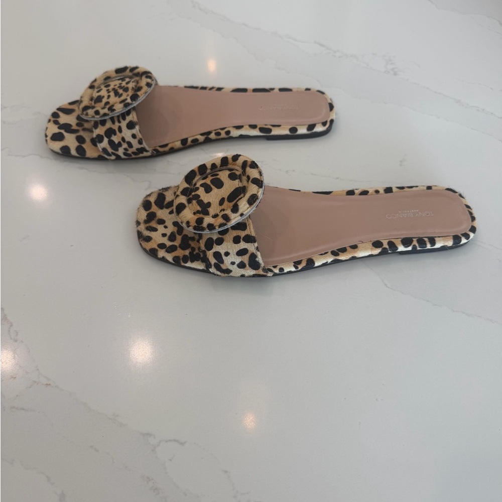 Tony Bianco Persia Leopard Print Flat Sandal - Picture 3 of 15
